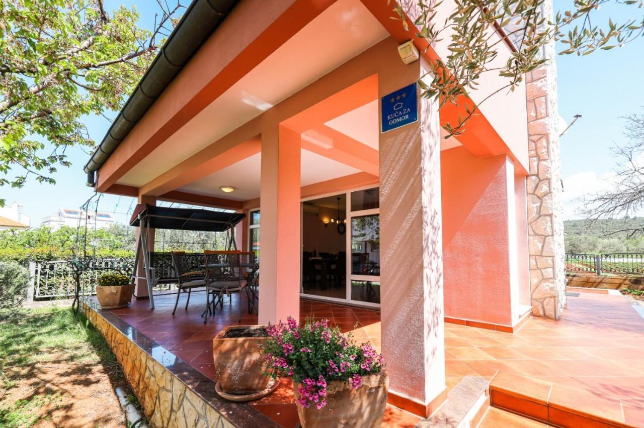 Holiday Home Cvita Sukošan المظهر الخارجي الصورة